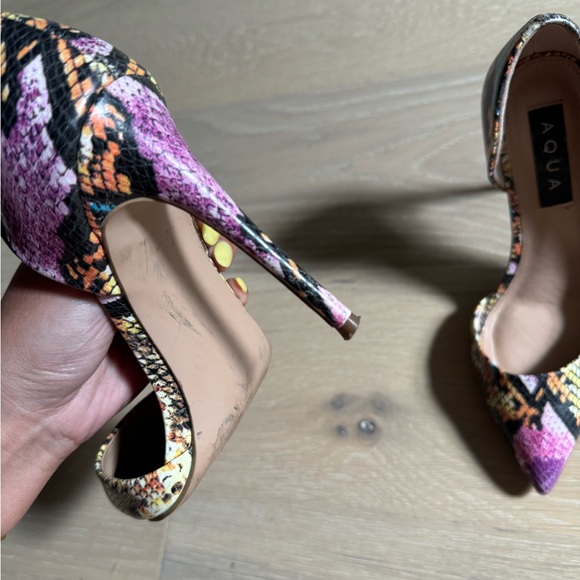 Aqua Women's Dion Half d'Orsay High-Heel Pumps - Picture 7 of 10